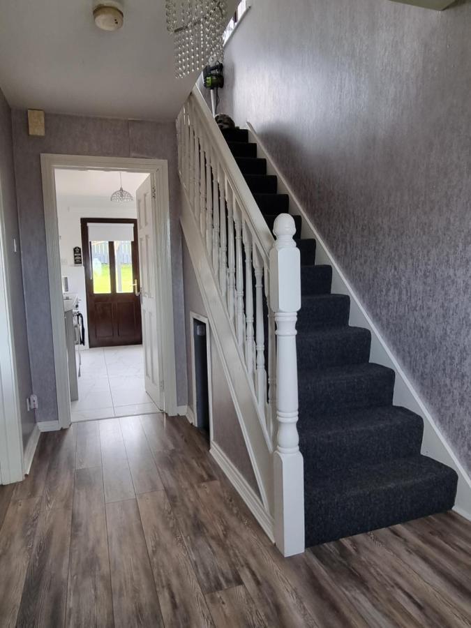 Private Room City Skyline And Mountain Views Close Too Belfast Centre And Airports Free Parking Kültér fotó
